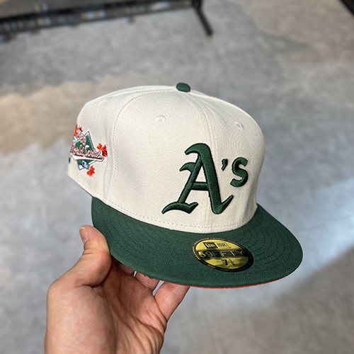 کلاه کپ فیت بک نیو ارا (NEW ERA A'S) کرم با جزییات سبز سایز (1/8)7 (56.8 CM)