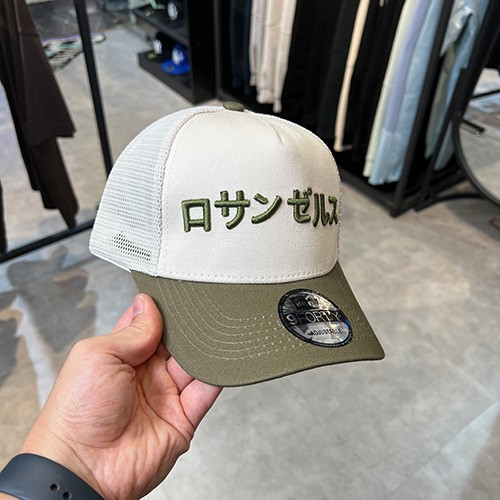 کلاه اسنپ بک پشت توری نیو ارا (NEWERA LA SNAPBACK) کاتاکانای ژاپنی رنگ کرم سبز