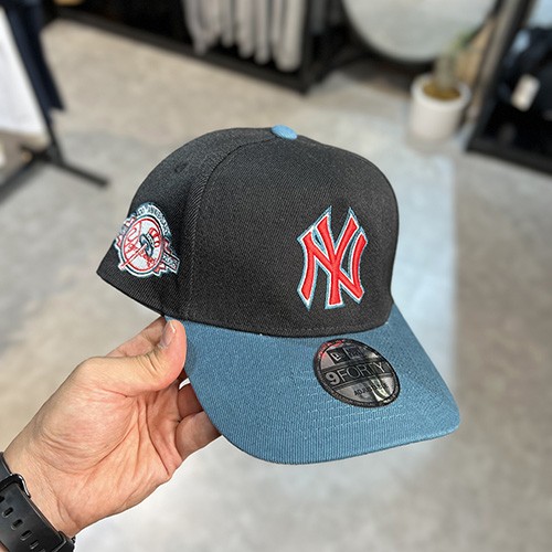 کلاه NEWERA NY SNAPBACK (تنظیم سایز دار) رنگ مشکی آبی