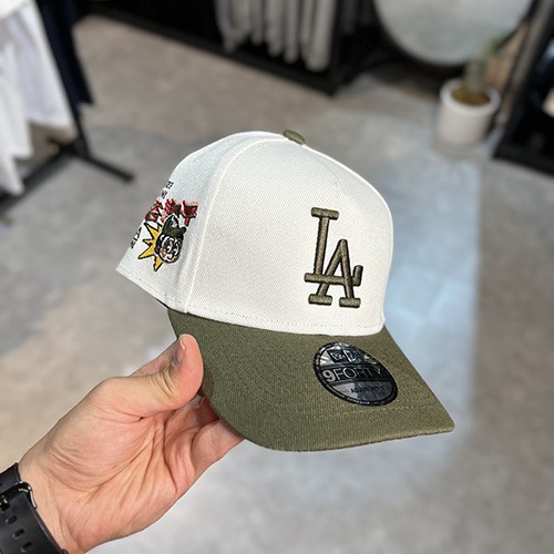 کلاه NEWERA LA SNAPBACK (تنظیم سایز دار) رنگ کرم سبز
